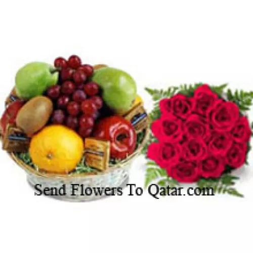 Bündel von 12 roten Rosen mit 5 kg (11 Pfund) frischem Obstkorb